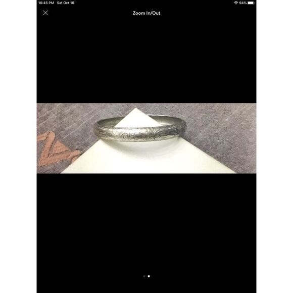 Pretty Silver Floral Etched Bangle Bracelet - Picture 1 of 2